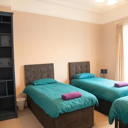 شقة Main Street - 20 Steps To Bars,food,clubs Carrick on Shannon