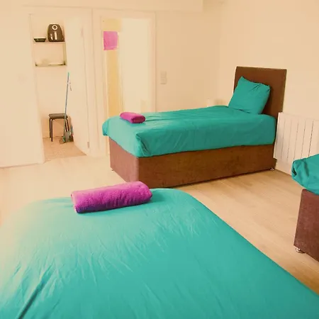 Main Street - 20 Steps To Bars,food,clubs Апартаменты Carrick-on-Shannon