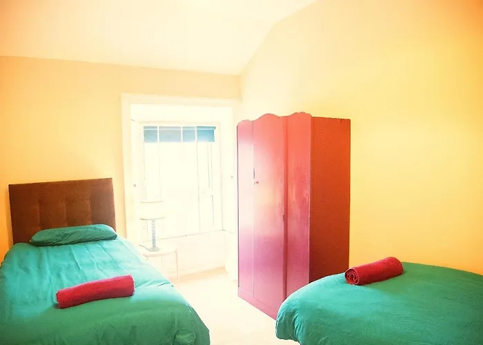 Main Street - 20 Steps To Bars,food,clubs *